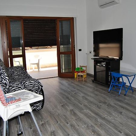 Rhomeholidays 피우미치노 외부 사진